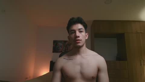 Snapshot of kikeruiz_19 chatting on 10-27-25, 11:41 kikeruiz 19 online show from 10-27-25, 11:41