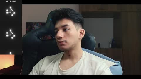 Snapshot of kikeruiz_19 chatting on 11-04-25, 01:21 kikeruiz 19 online show from 11-04-25, 01:21