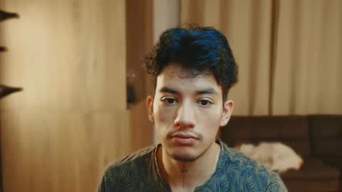 Snapshot of kikeruiz_19 chatting on 11-26-25, 05:47 kikeruiz 19 online show from 11-26-25, 05:47