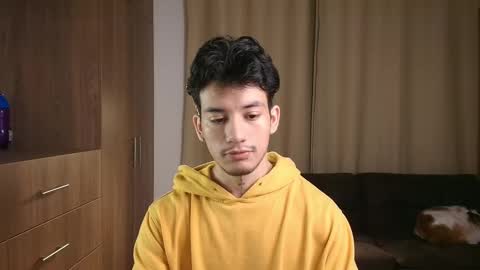 Snapshot of kikeruiz_19 chatting on 11-28-25, 02:31 kikeruiz 19 online show from 11-28-25, 02:31