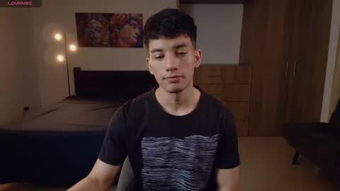 Snapshot of kikeruiz_19 chatting on 02-14-26, 02:41 kikeruiz 19 online show from 02-14-26, 02:41