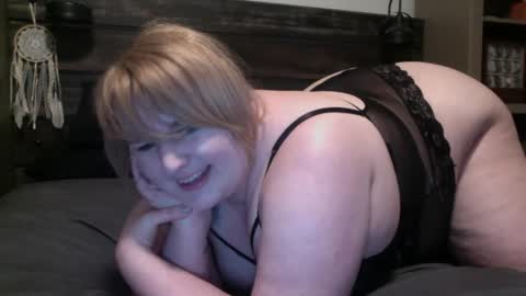 Snapshot of kiki__strange chatting on 03-08-25, 02:34 Kiki online show from 03-08-25, 02:34