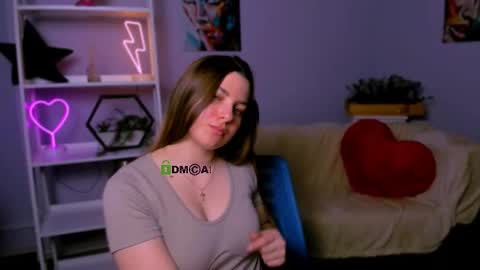 kiki_swan online show from 03-07-25, 10:24