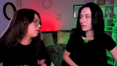 kiki_swan online show from 03-11-25, 07:26