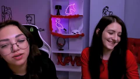 kiki_swan online show from 03-12-25, 08:20