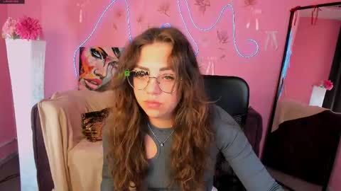 kiki_swan online show from 04-27-26, 05:49