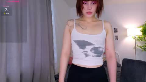 Snapshot of kikimoor chatting on 07-31-26, 04:34 Kiki online show from 07-31-26, 04:34