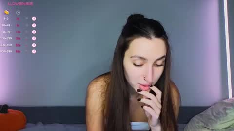 Kikky online show from 11-25-25, 08:09