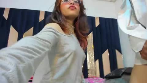 Snapshot of kikyoanddrey chatting on 05-02-26, 03:39 kikyoanddrey online show from 05-02-26, 03:39