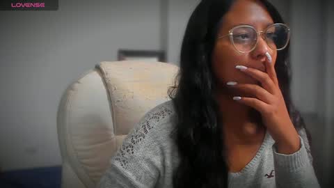 Alejandra  online show from 02-07-25, 10:41