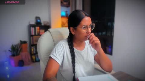 Alejandra  online show from 02-18-25, 12:48