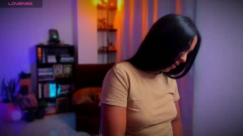 Alejandra  online show from 03-06-25, 11:09