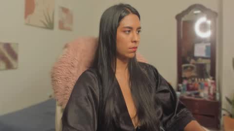 Alejandra  online show from 10-01-25, 11:00