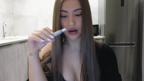 Snapshot of killer__girls chatting on 02-04-25, 03:15 EvaAnna online show from 02-04-25, 03:15