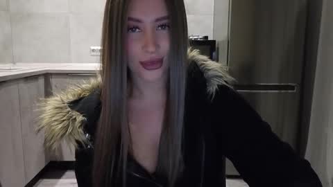 Snapshot of killer__girls chatting on 02-23-26, 07:44 EvaAnna online show from 02-23-26, 07:44