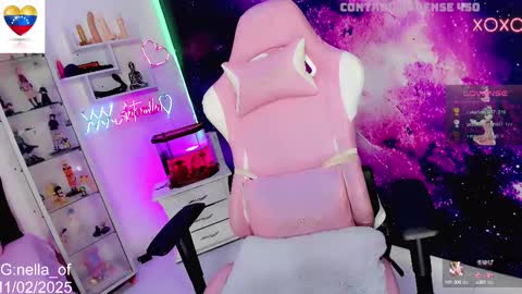 kylie anthonella online show from 02-11-25, 07:33