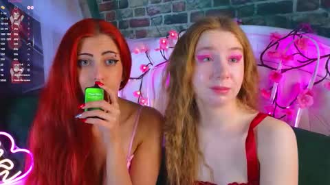 Snapshot of kim__dunn chatting on 03-11-26, 08:26 CatherineBarkJamieWallace online show from 03-11-26, 08:26