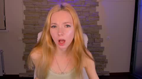 Snapshot of kim_boyd chatting on 01-16-25, 12:09 kim_boyd online show from 01-16-25, 12:09