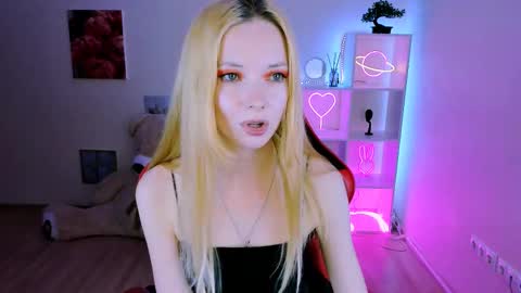 kim_boyd online show from 02-19-25, 06:32