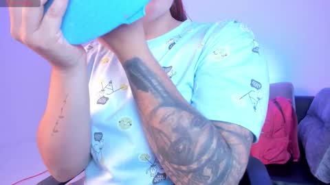 Kim online show from 09-15-25, 10:37