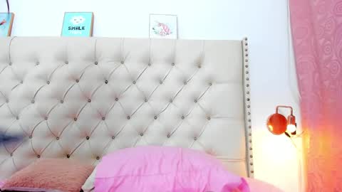 kim_eli online show from 12-31-24, 08:04