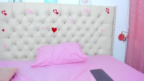 kim_eli online show from 02-26-25, 08:54