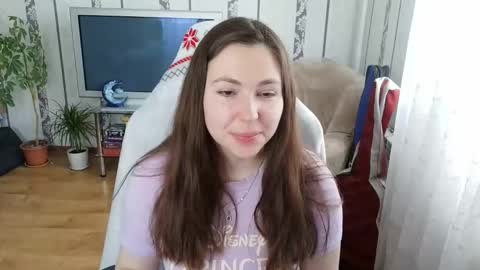 Kim Go New online show from 05-19-26, 11:38