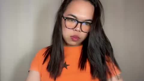 Snapshot of kim_kyile chatting on 11-21-25, 06:06 KYLIE online show from 11-21-25, 06:06