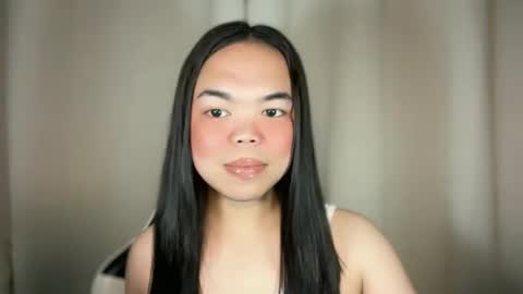 Snapshot of kim_kyile chatting on 12-16-25, 03:00 KYLIE online show from 12-16-25, 03:00