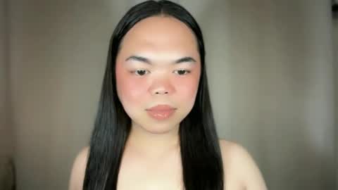 Snapshot of kim_kyile chatting on 12-16-25, 04:34 KYLIE online show from 12-16-25, 04:34