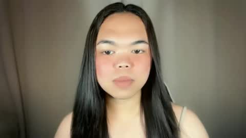 Snapshot of kim_kyile chatting on 12-22-25, 12:46 KYLIE online show from 12-22-25, 12:46