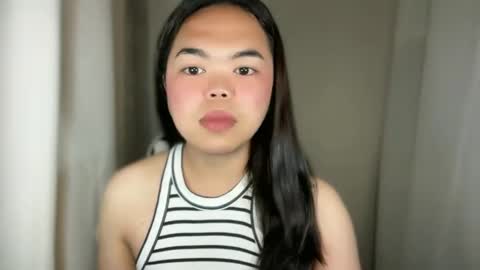 Snapshot of kim_kyile chatting on 01-11-26, 09:20 KYLIE online show from 01-11-26, 09:20