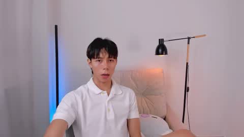 Snapshot of kim_lian2 chatting on 02-26-26, 12:26 Kim Lian online show from 02-26-26, 12:26