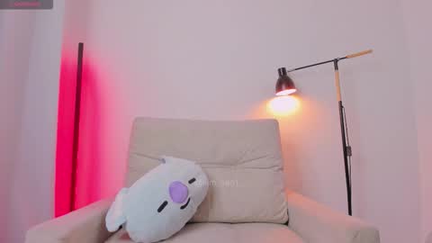 Snapshot of kim_lian2 chatting on 03-24-26, 07:30 Kim Lian online show from 03-24-26, 07:30