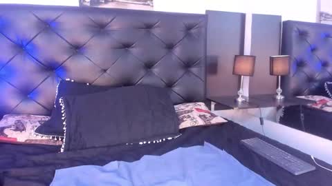 Snapshot of kim_marquez chatting on 11-29-25, 06:44 Kim Marquez online show from 11-29-25, 06:44