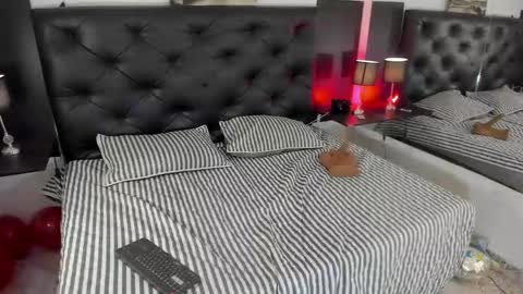 Snapshot of kim_marquez chatting on 03-09-26, 08:35 Kim Marquez online show from 03-09-26, 08:35