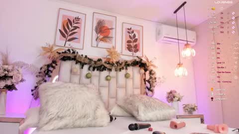 KIM  online show from 12-23-24, 11:06