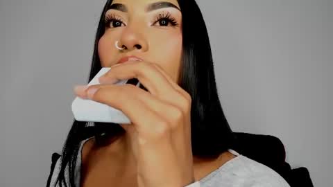 kim_mouth17 online show from 06-21-26, 07:11