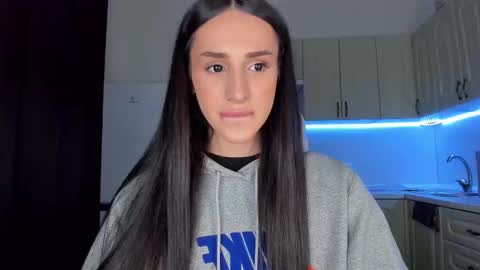 Kim Oberlin online show from 02-19-26, 04:03