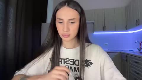 Kim Oberlin online show from 03-06-26, 12:23