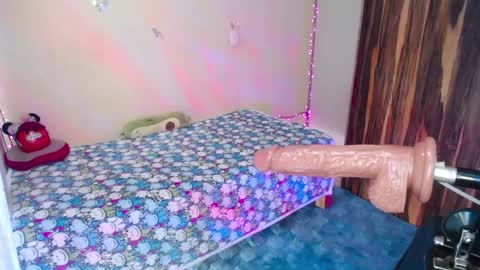 Kim Mishell  online show from 01-24-25, 10:08