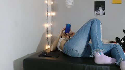 Kim  Yuk online show from 01-13-25, 07:21