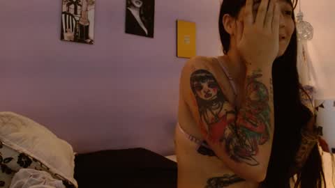 Kim  Yuk online show from 01-18-25, 11:00