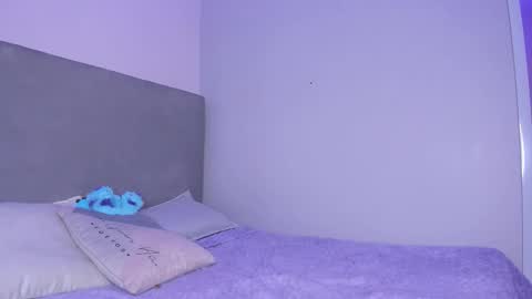 April online show from 03-10-26, 09:09