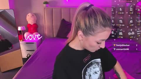 Snapshot of kimberlly_smith chatting on 03-04-26, 12:05 kimberlly_smith online show from 03-04-26, 12:05