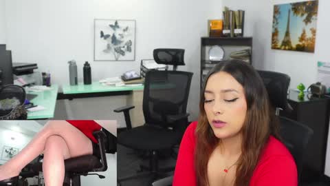 Kimberly 1200-1900 GMT-5 online show from 01-27-25, 09:33