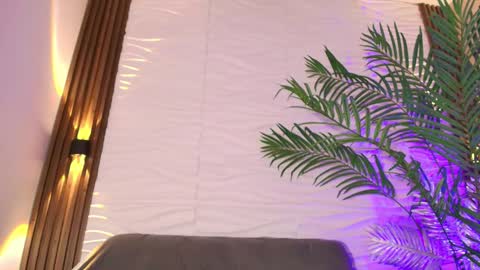 kimberly gonzalez online show from 11-15-25, 03:48