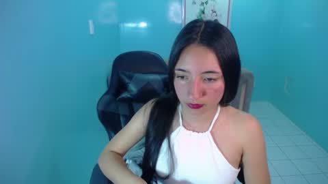 Snapshot of kimberly_thomson_t chatting on 12-06-24, 03:41 kimberly online show from 12-06-24, 03:41