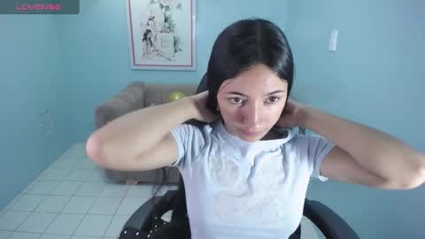 Snapshot of kimberly_thomson_t chatting on 01-04-25, 10:16 kimberly online show from 01-04-25, 10:16