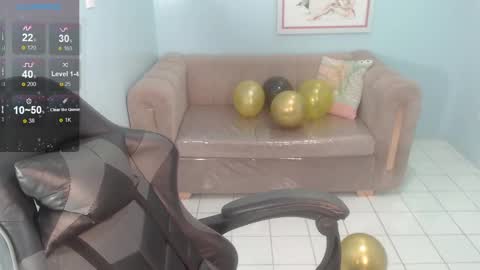 Snapshot of kimberly_thomson_t chatting on 01-10-25, 08:15 kimberly online show from 01-10-25, 08:15